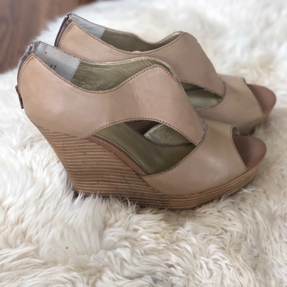 Seychelles Size 11 wedges gently worn